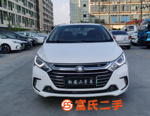 比亚迪 秦 2018款 1.5T 双离合 智联尊贵型 