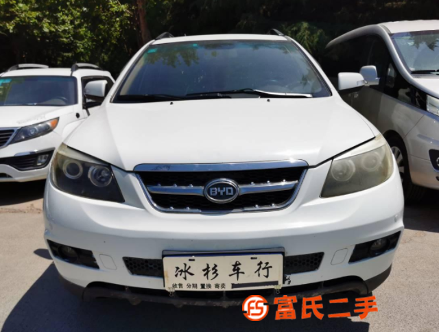比亚迪S6 2011款 2.4 手自一体 尊享型 