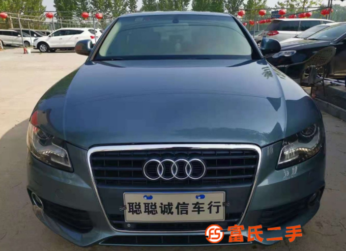 奥迪A4 2011款 A4L 2.0TFSI 无级 132k 