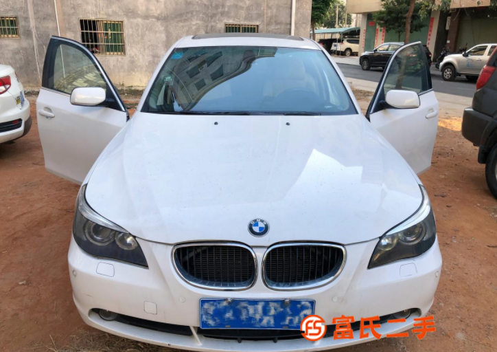 宝马5系 2005款 530i 3.0 手自一体 