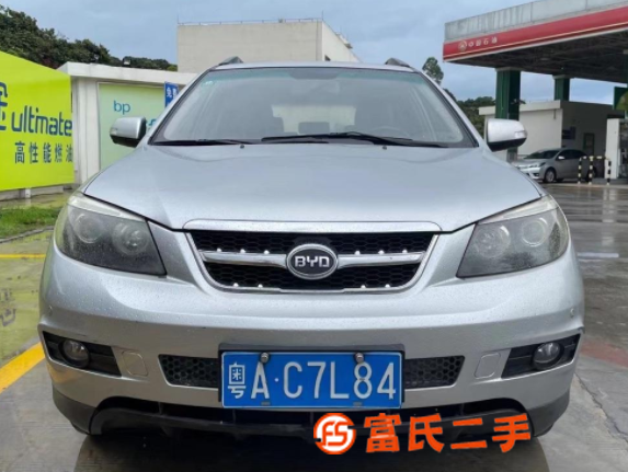 比亚迪S6 2011款 2.4 手自一体 尊享型