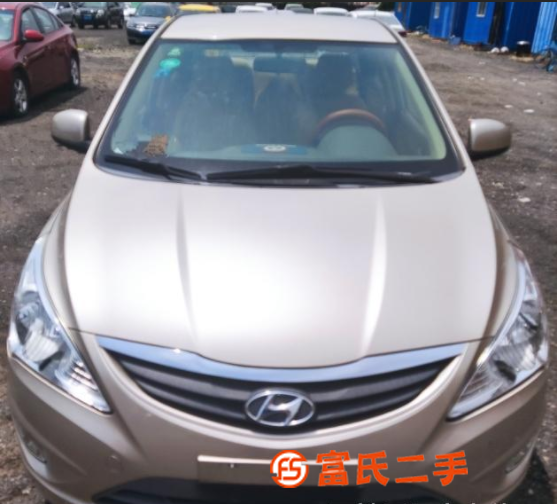 现代 瑞纳 2010款 瑞纳-三厢 1.4 自动 GT 时尚