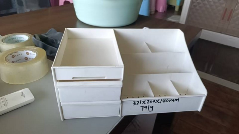 Make-up box, dressing box