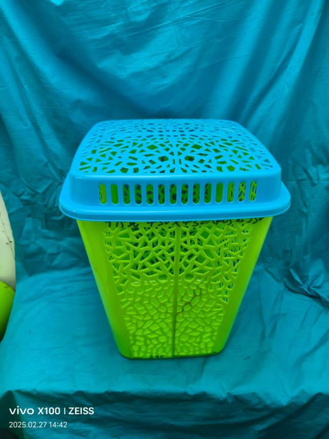 laundry basket